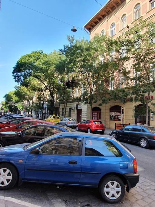 Ferienwohnung Nefelejcs Near The Keleti Railway Station Budapest Exterior foto